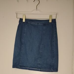 Chic Blue Denim Mini Skirt